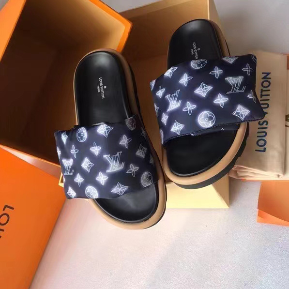 Louis Vuitton Pool Pillow Comfort Mules 1A9SMR - EUR FASHION