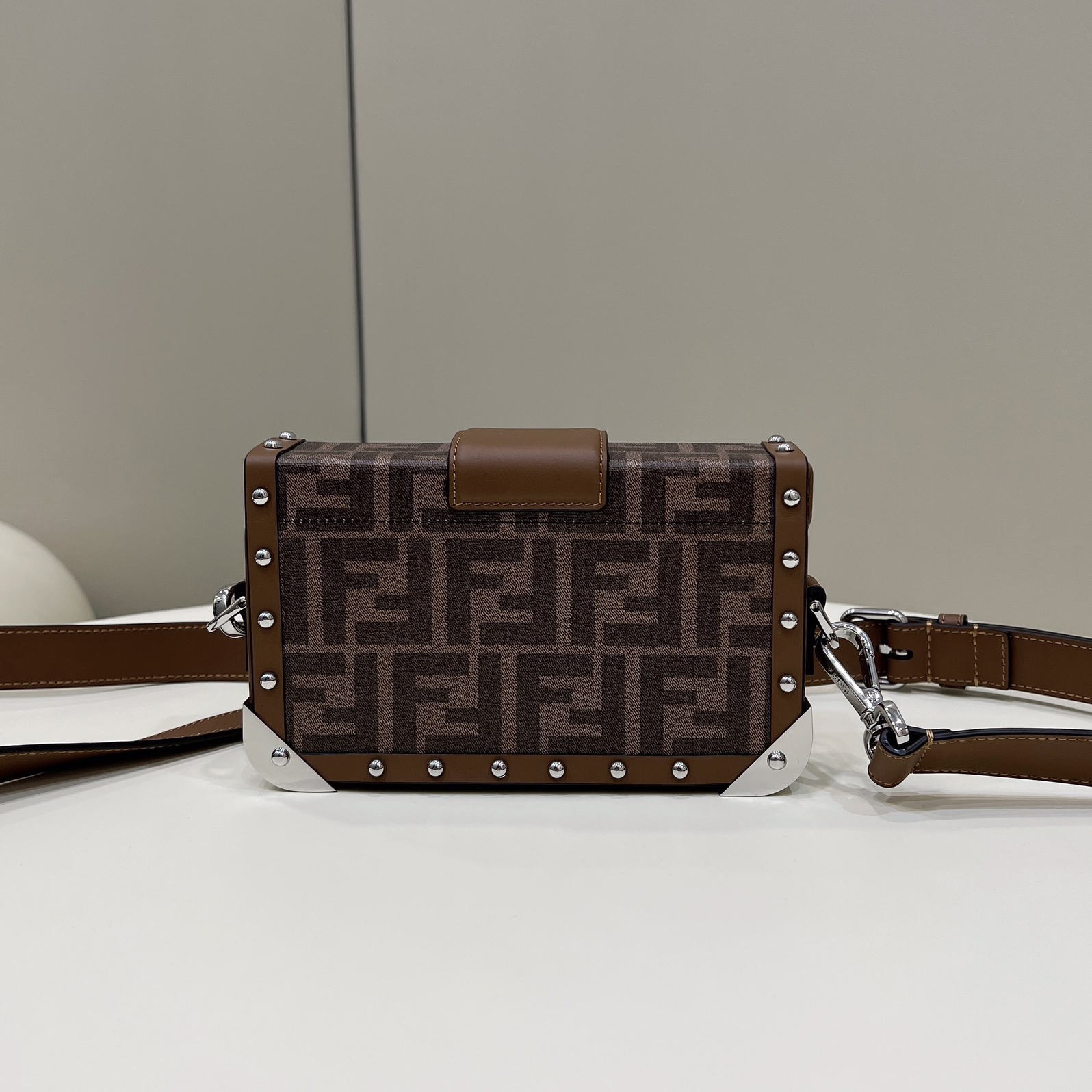 Fendi Baguette Trunk Mini Braune Stofftasche (18,5-11,5-5 cm) - EUR FASHION