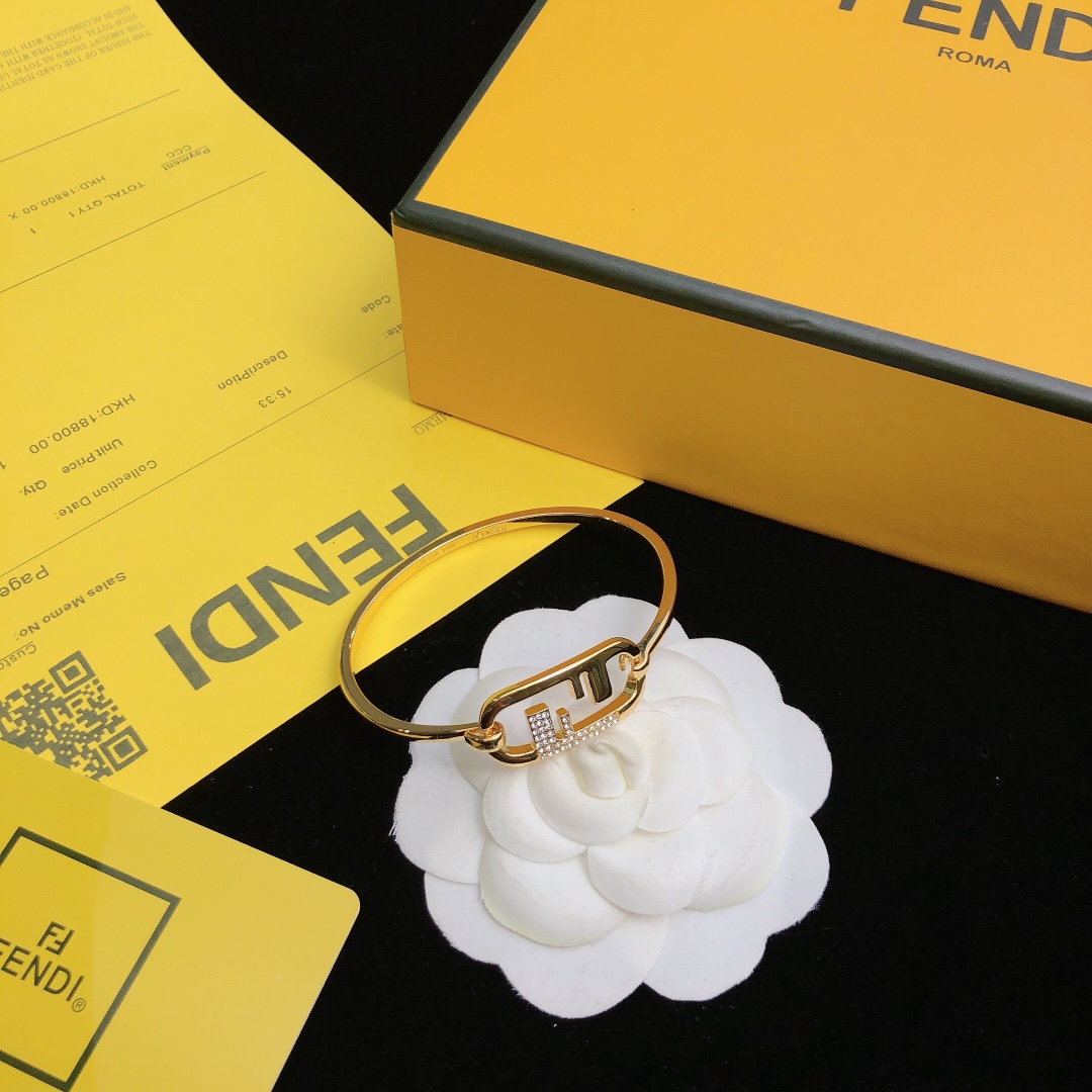 Fendi O’Lock Armband - EUR FASHION