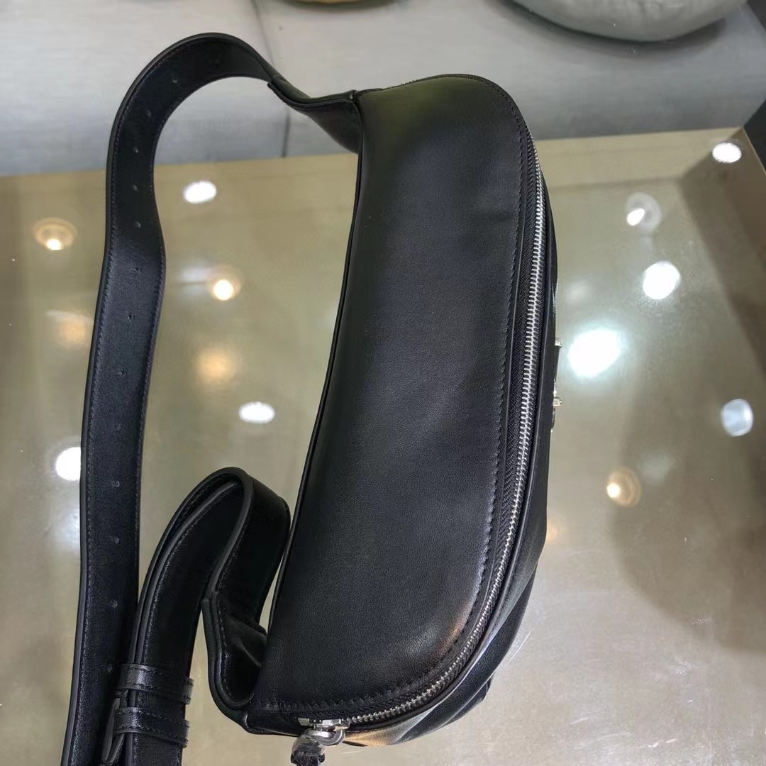 Gürteltasche mit Saint Laurent-Logo (25–14–3,5 cm) - EUR FASHION