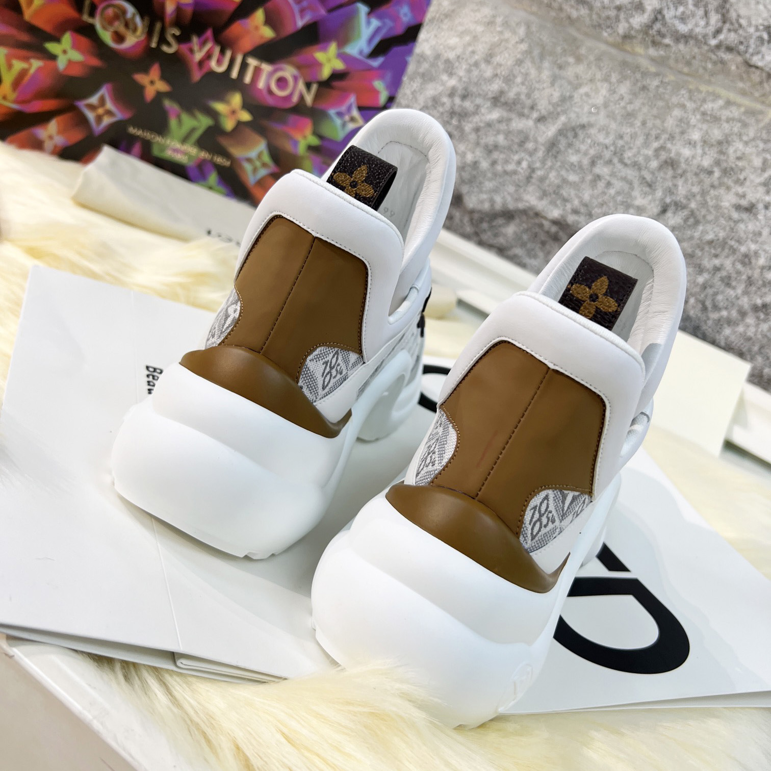 Louis Vuitton LV Archlight Sneaker 1AAIX3 - EUR FASHION