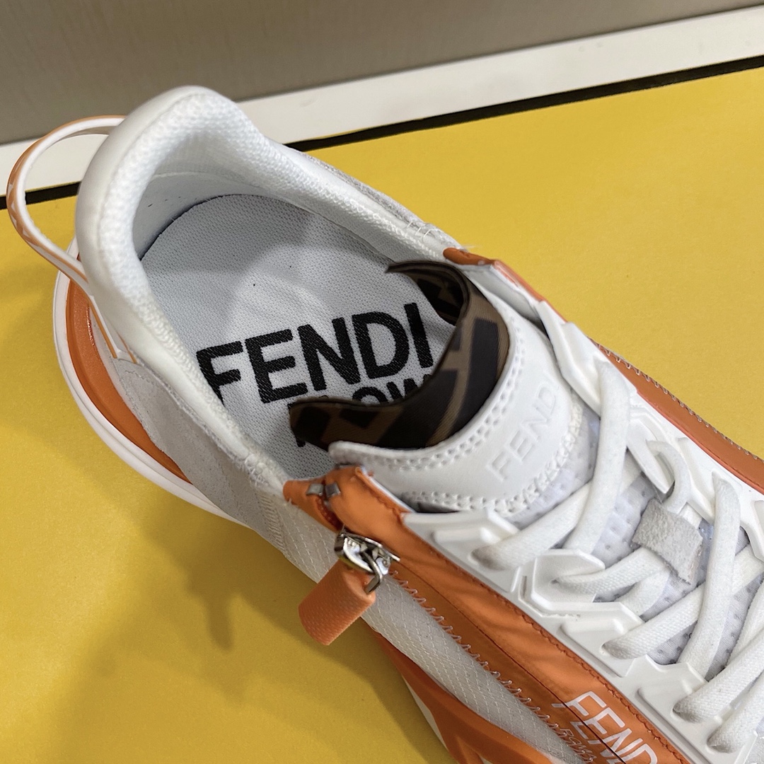 Low-Top-Sneaker „Flow“ aus weißem Nylon von Fendi - EUR FASHION