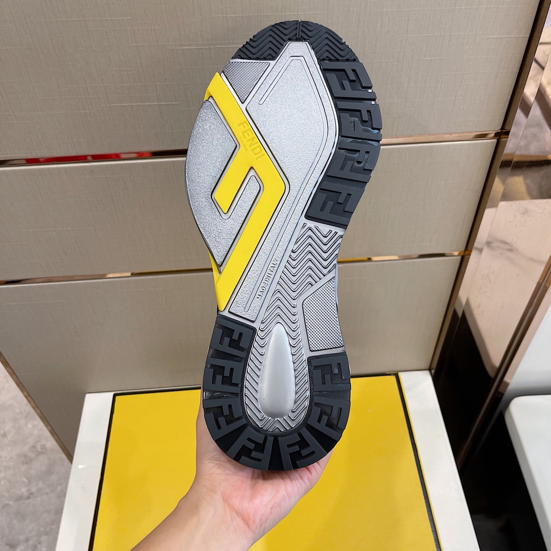 Low-Top-Sneaker „Flow“ aus grauem Nylon von Fendi - EUR FASHION