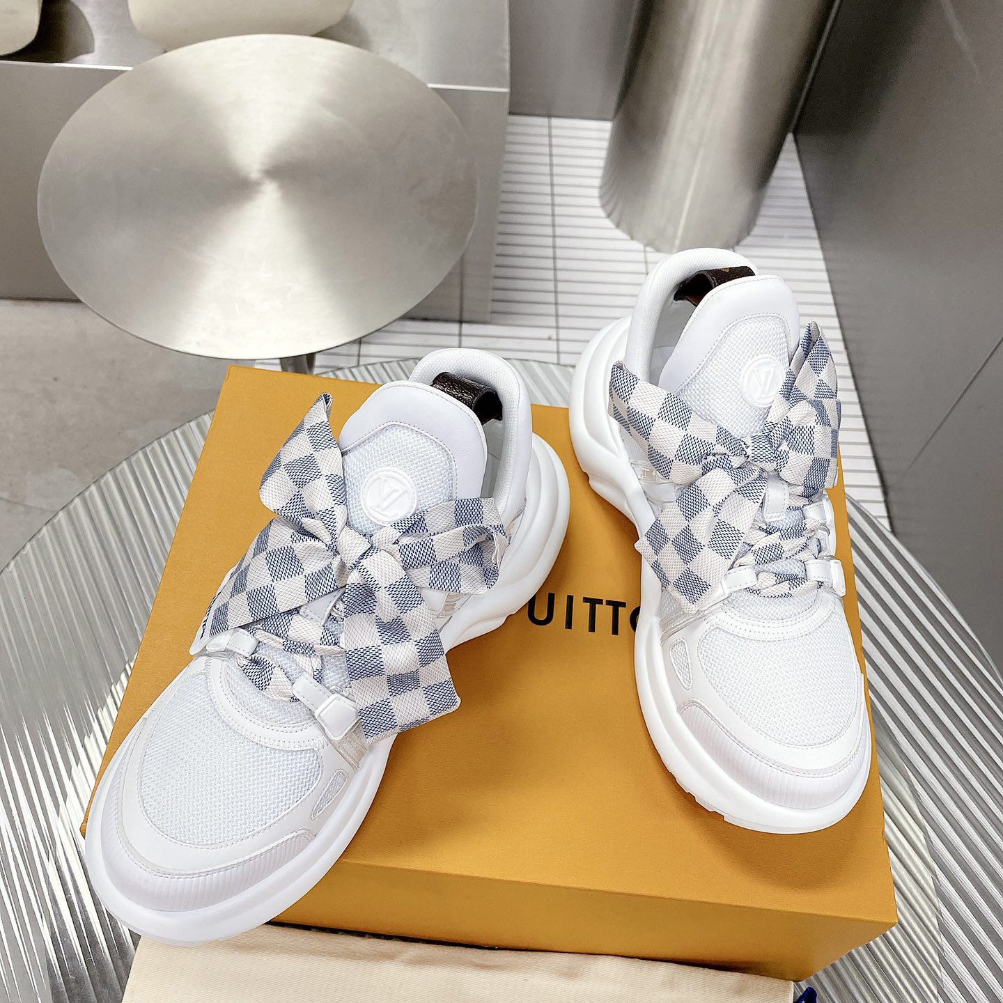 Louis Vuitton LV Archlight Sneaker - EUR FASHION