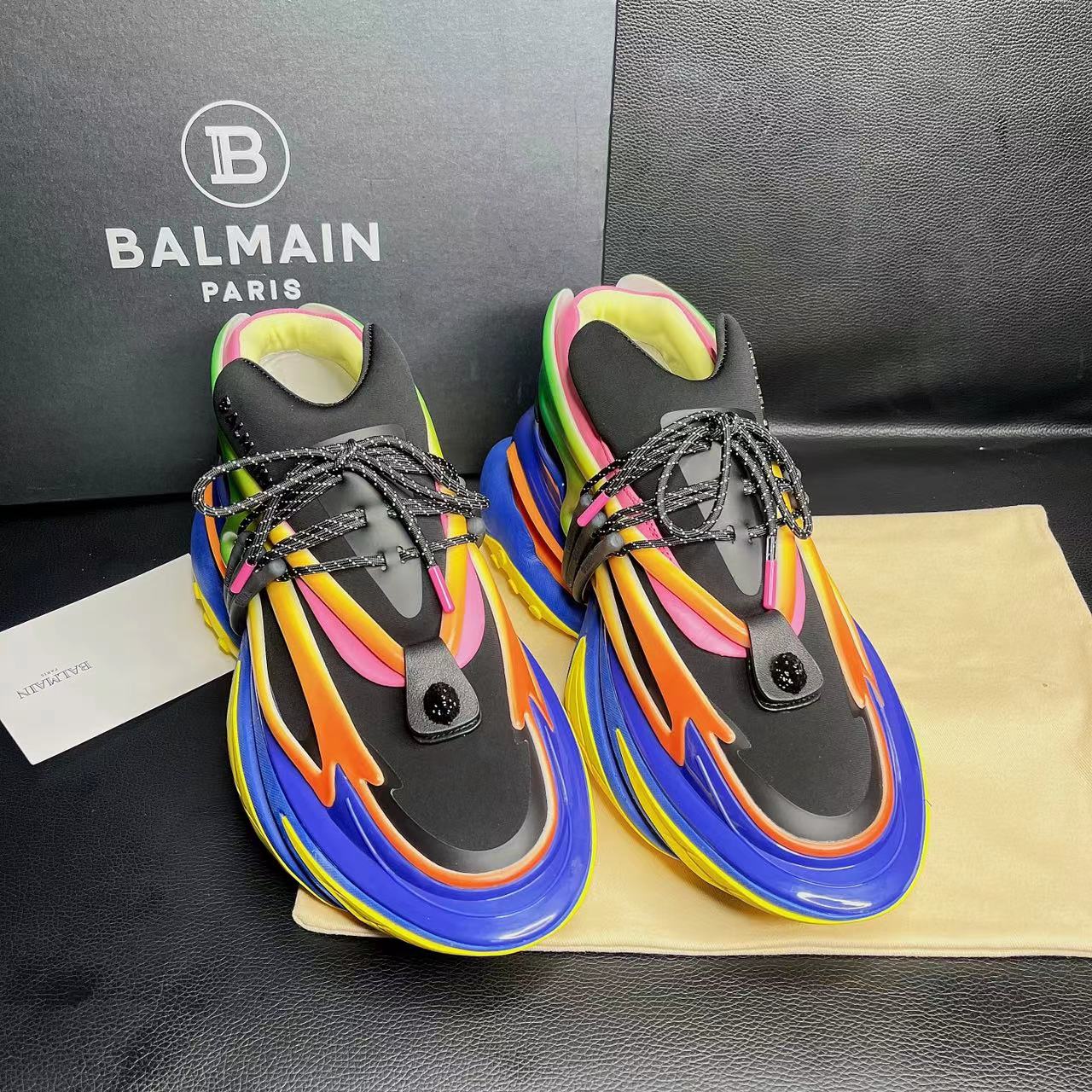 Mehrfarbige Einhorn-Low-Top-Sneaker von Balmain aus Neopren und Leder - EUR FASHION