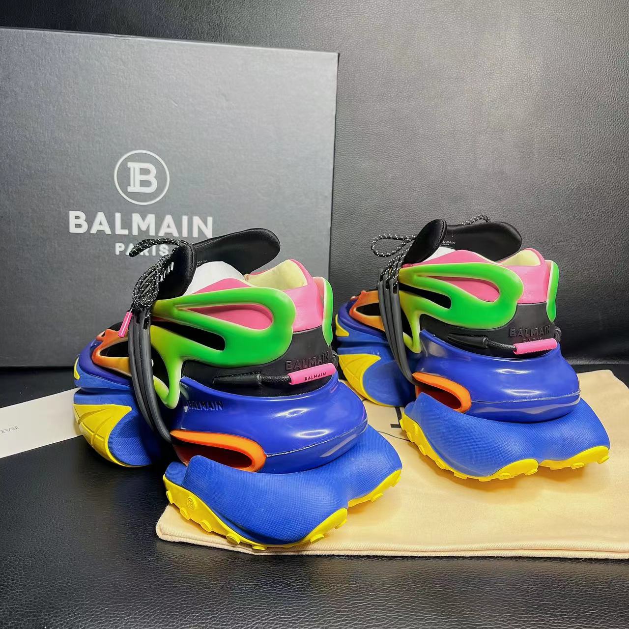 Mehrfarbige Einhorn-Low-Top-Sneaker von Balmain aus Neopren und Leder - EUR FASHION