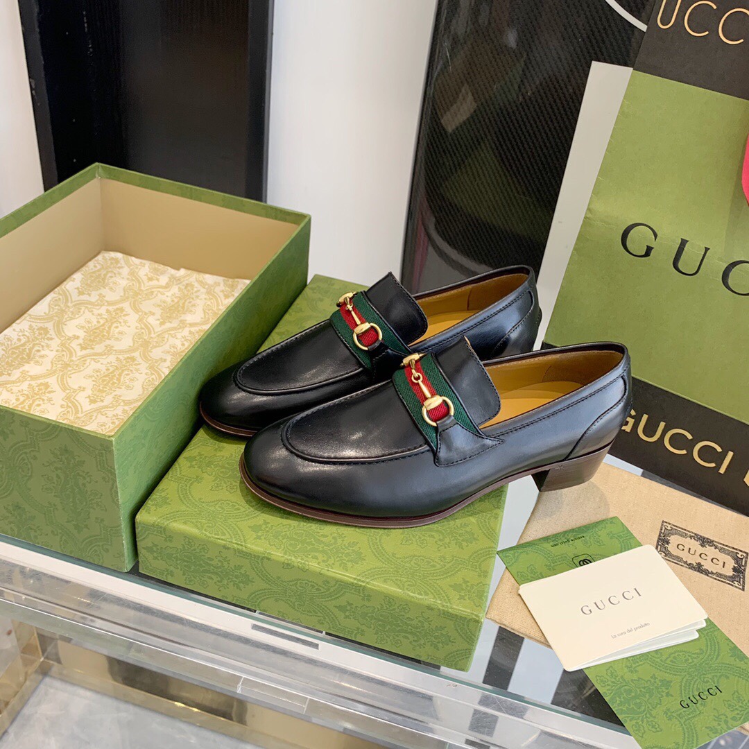 Gucci-Loafer mit Horsebit und Web - EUR FASHION