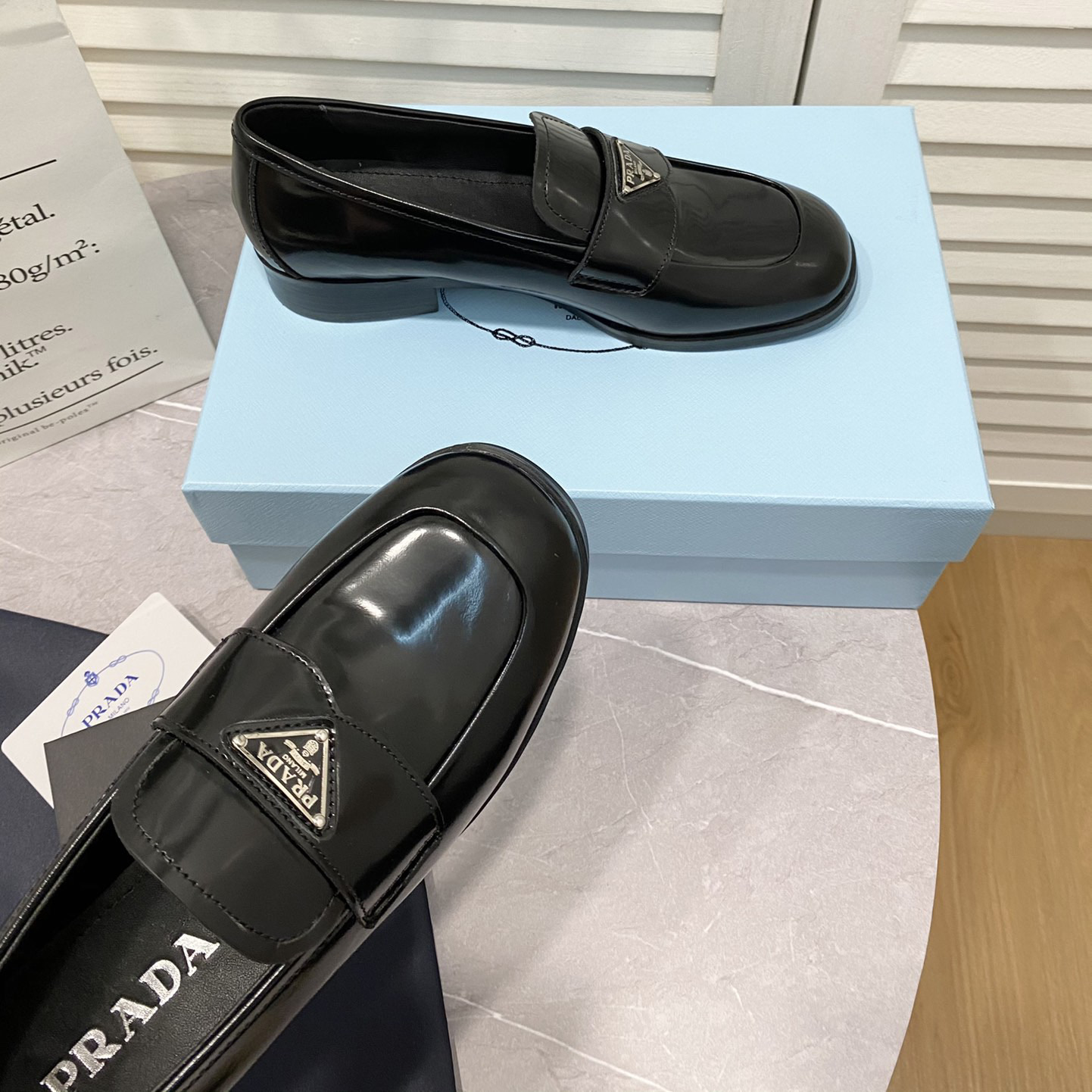 Prada Mokassins aus gebürstetem Leder in Schokoladenbraun - EUR FASHION