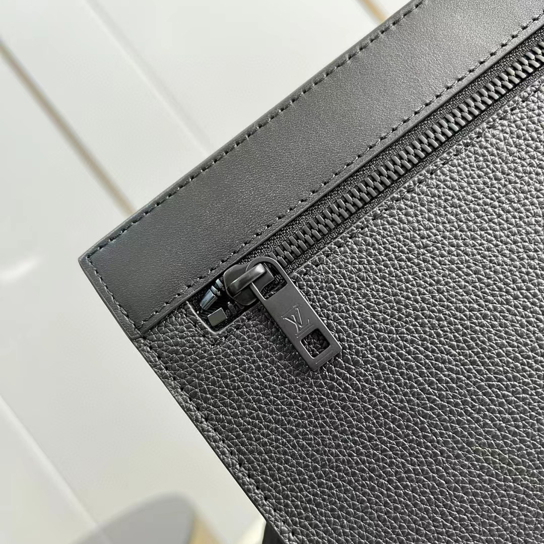 Louis Vuitton Messenger Voyage (28-21-6 cm) M59329 - EUR FASHION