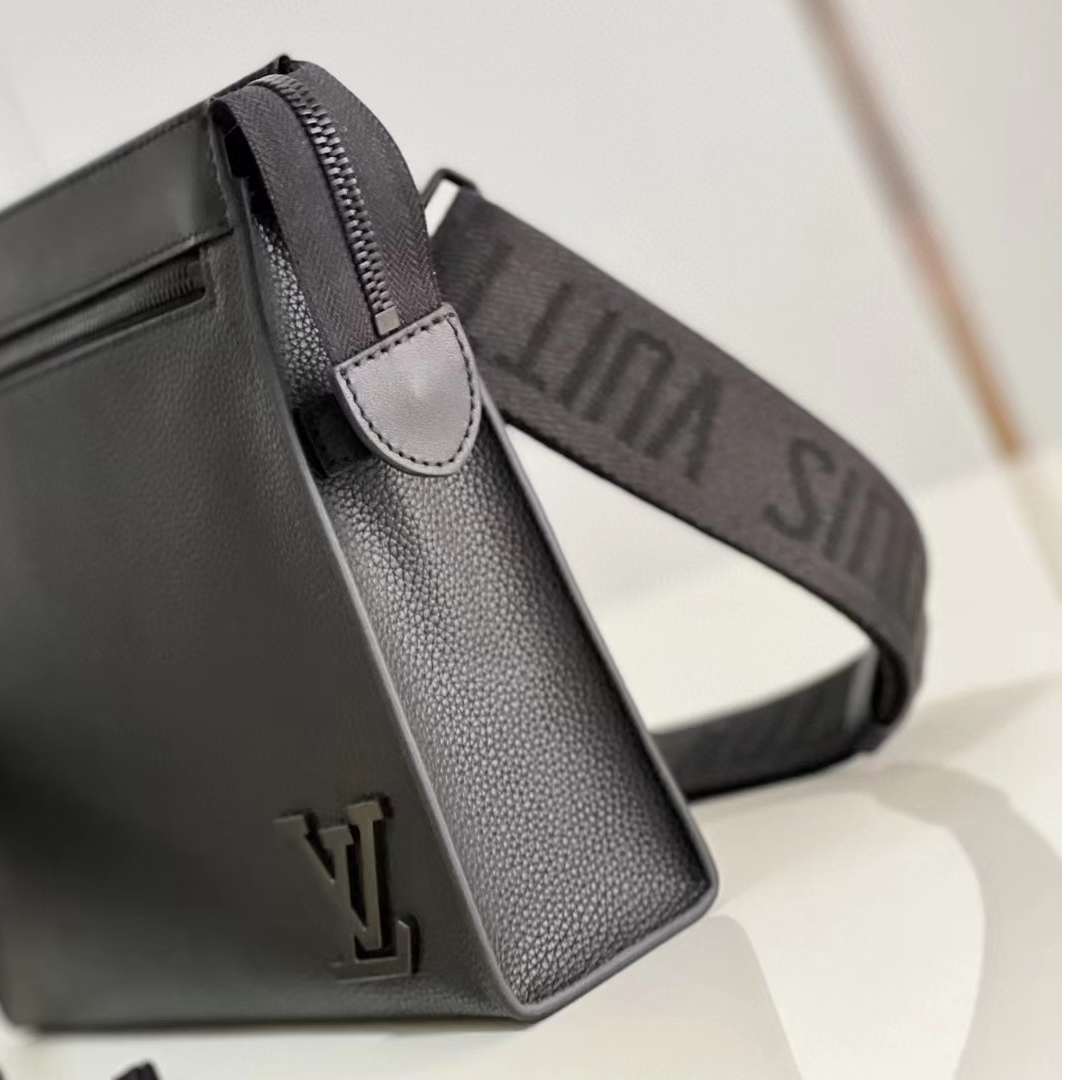Louis Vuitton Messenger Voyage (28-21-6 cm) M59329 - EUR FASHION