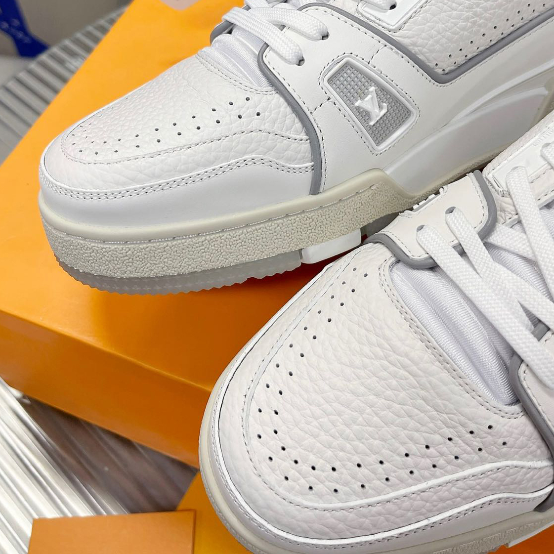 Louis Vuitton LV Trainer Sneaker (in britischer Größe) 1A8WB3 - EUR FASHION