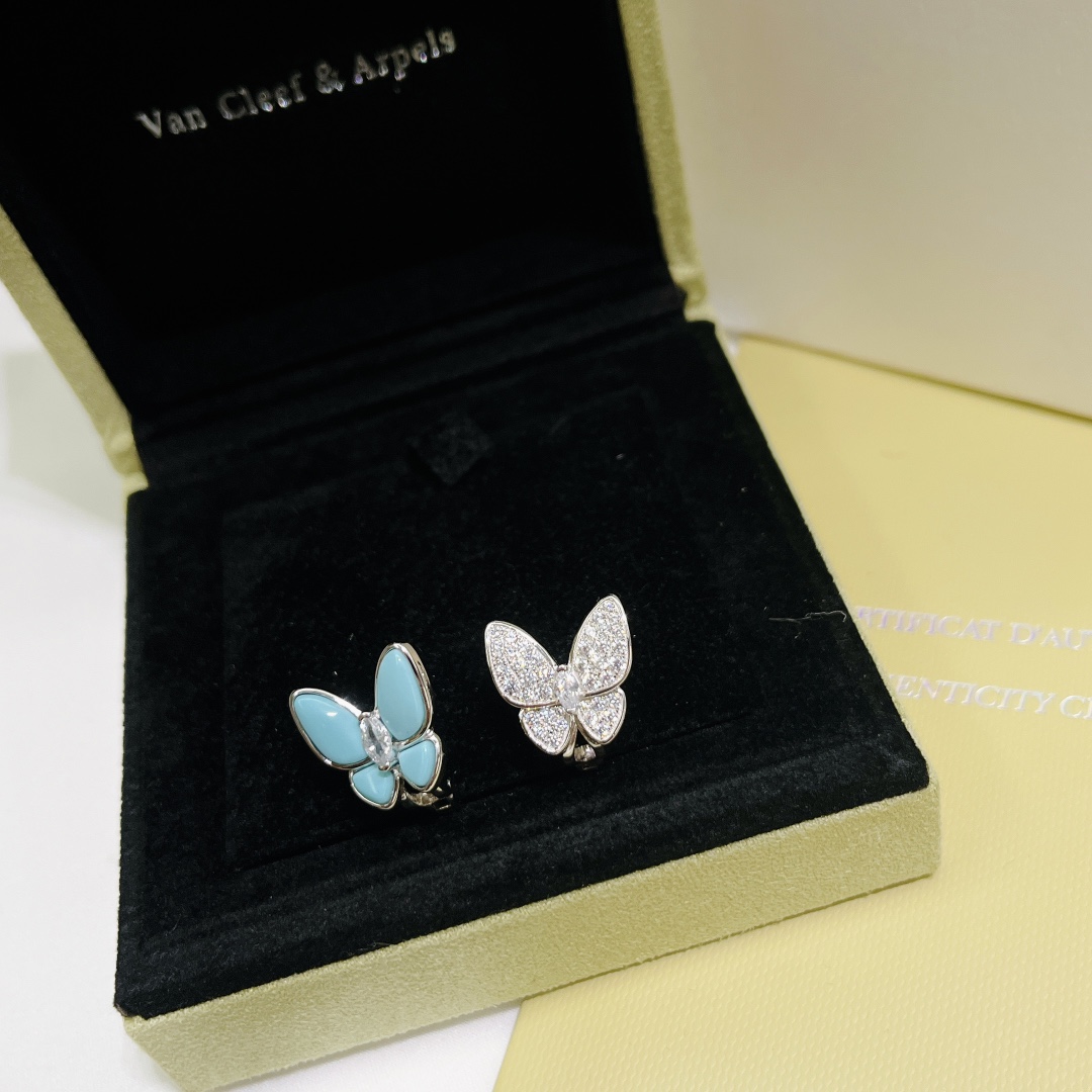 Van Cleef & Arpels Zwei Schmetterlingsohrringe - EUR FASHION