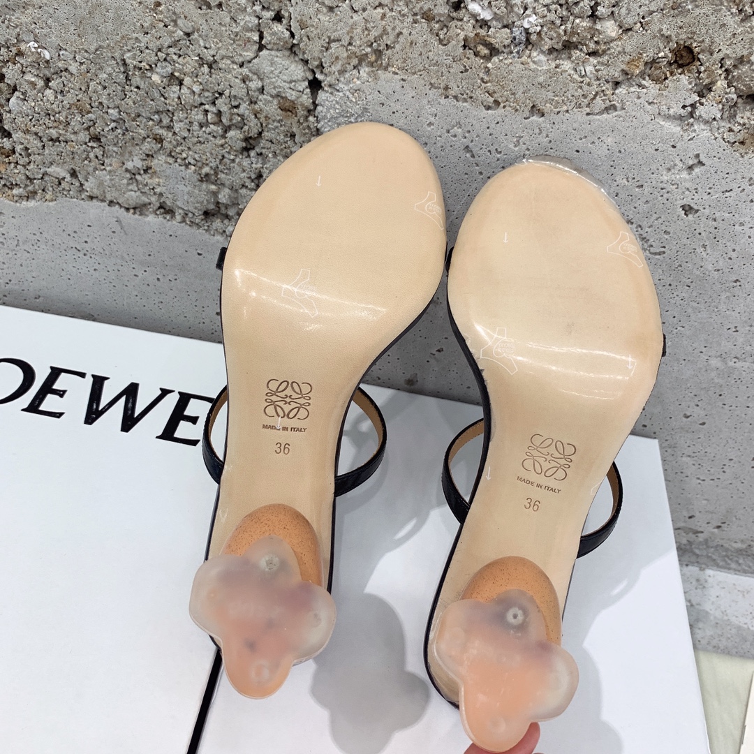 Loewe Broken Egg Sandale aus Ziegenleder - EUR FASHION