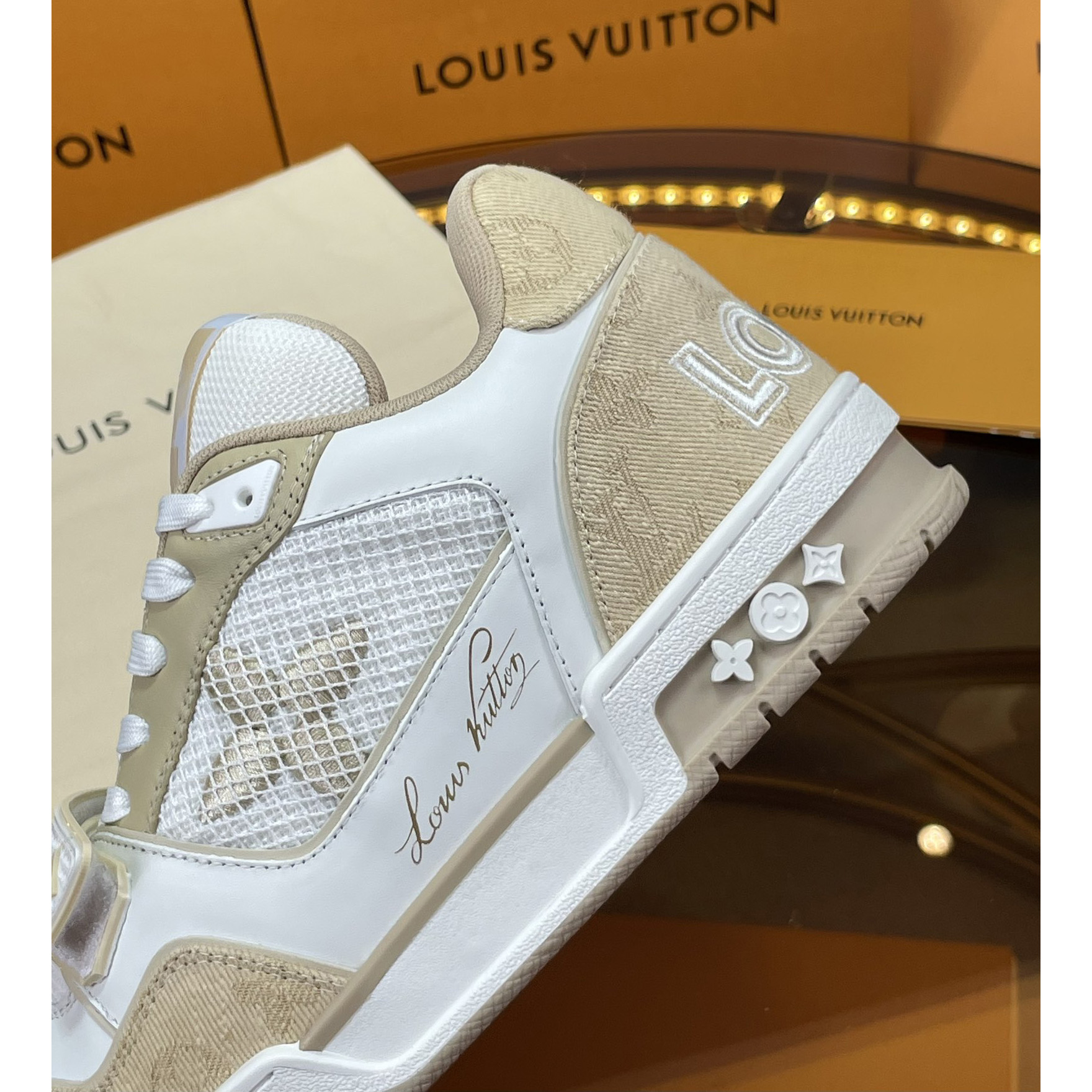 Louis Vuitton LV Trainer Sneaker 1A9ZC7 - EUR FASHION