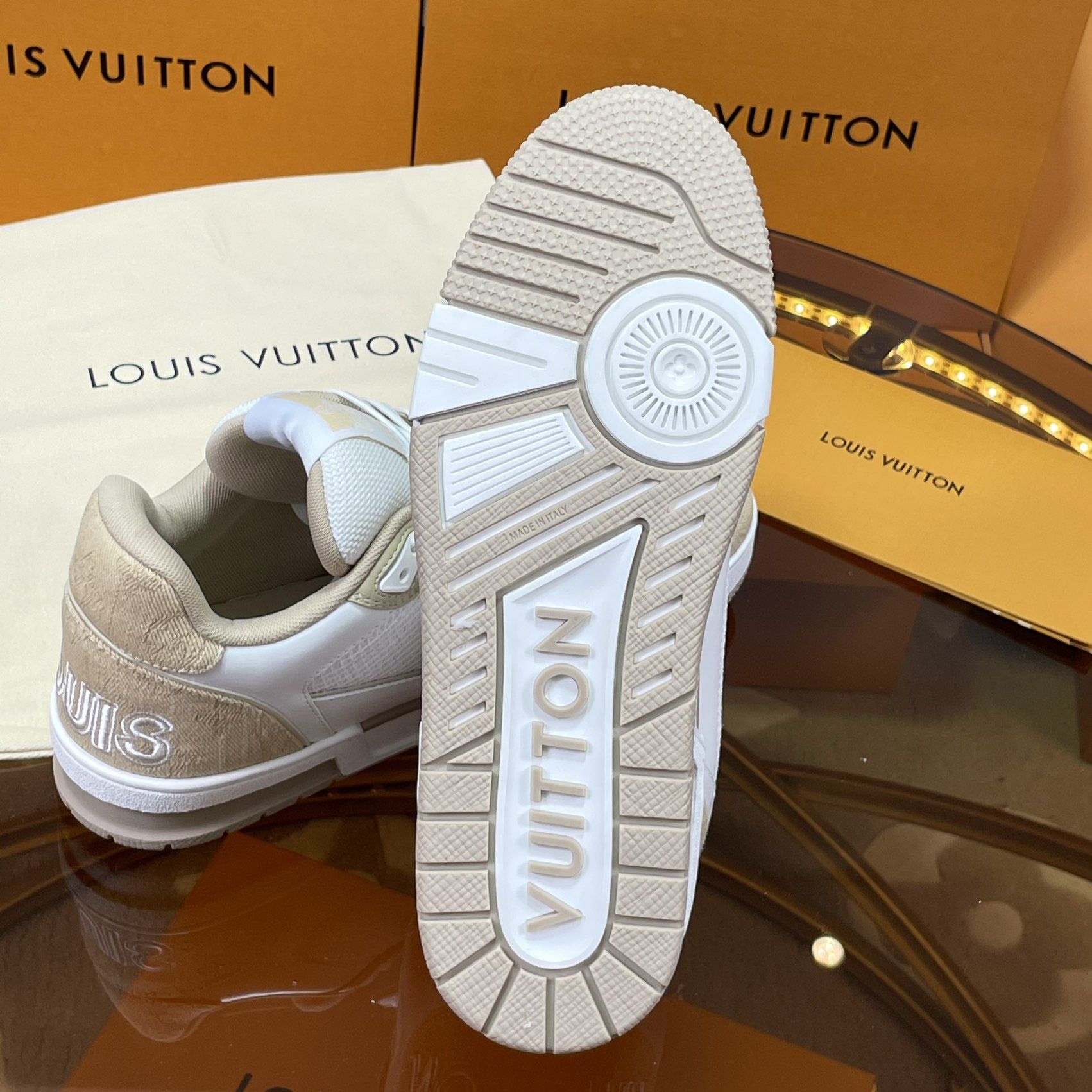 Louis Vuitton LV Trainer Sneaker 1A9ZC7 - EUR FASHION