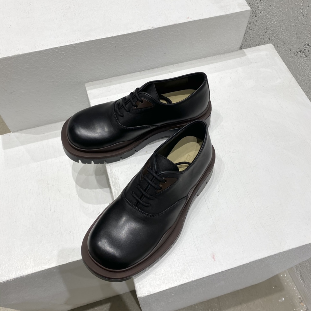 Bottega Veneta Schnürschuhe aus pflanzlich gegerbtem Leder - EUR FASHION