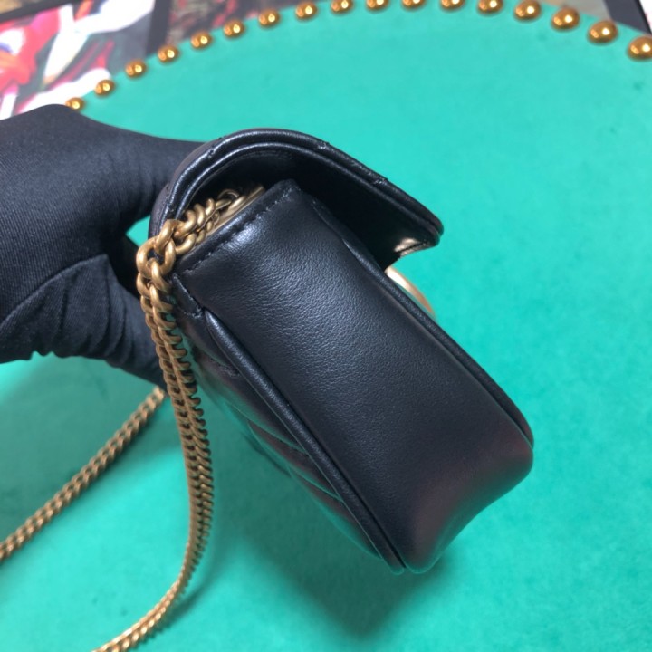 Gucci GG Marmont Matelassé Lather Super Mini-Tasche (16,5–10,2–5,1 cm) - EUR FASHION