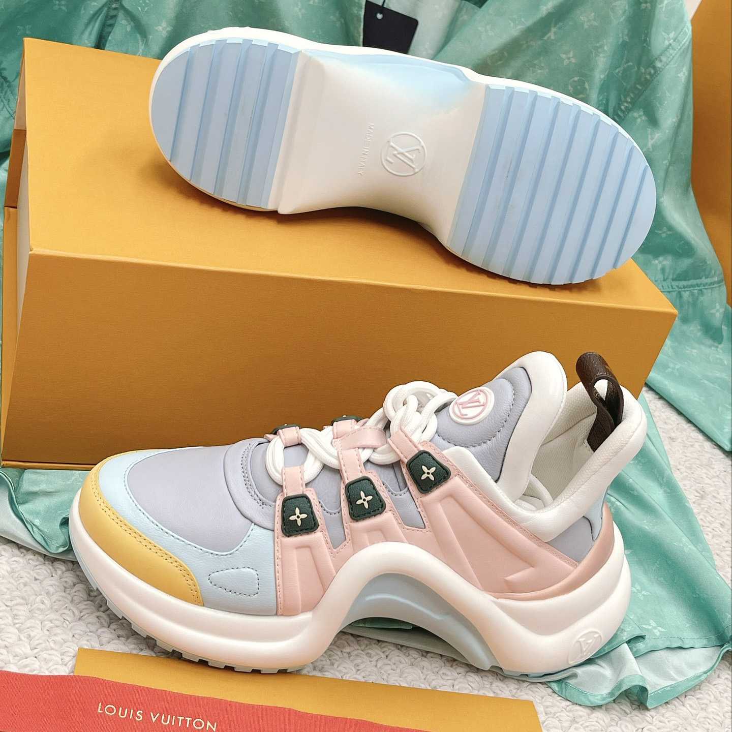 Louis Vuitton LV Archlight Sneaker - EUR FASHION