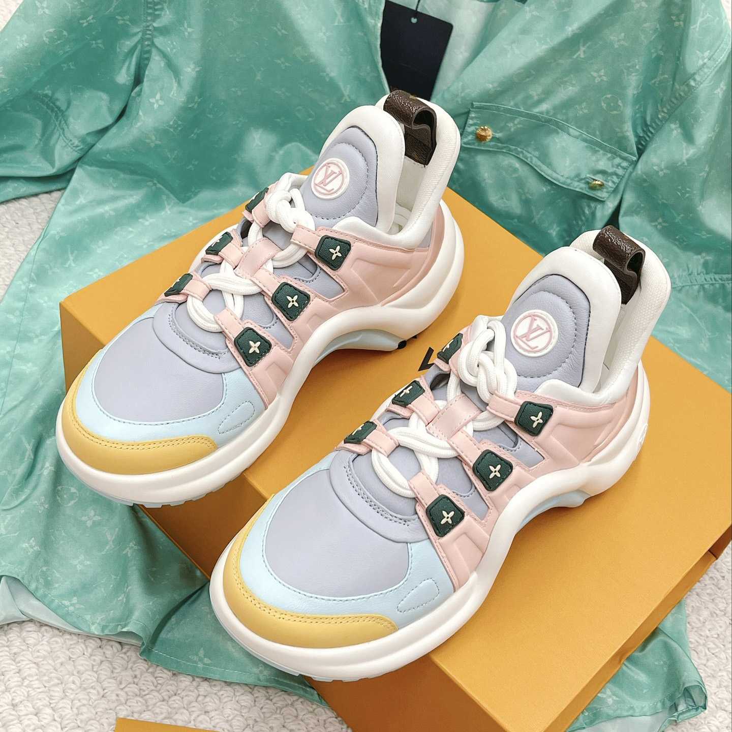 Louis Vuitton LV Archlight Sneaker - EUR FASHION
