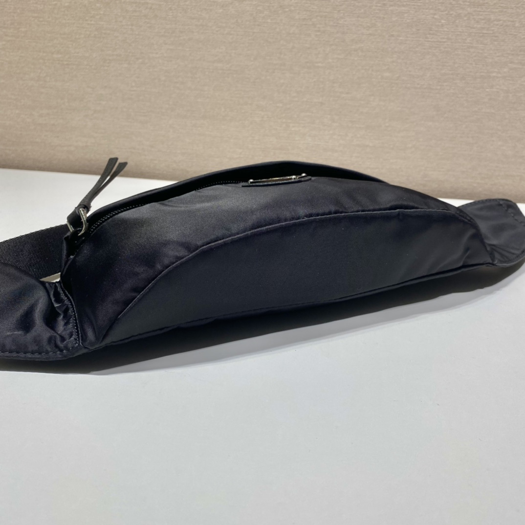 Prada Re-Nylon-Gürteltasche (26-12-7 cm) - EUR FASHION