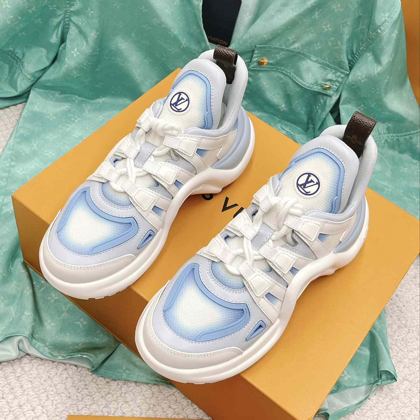 Louis Vuitton LV Archlight Sneaker 1A9RVH - EUR FASHION