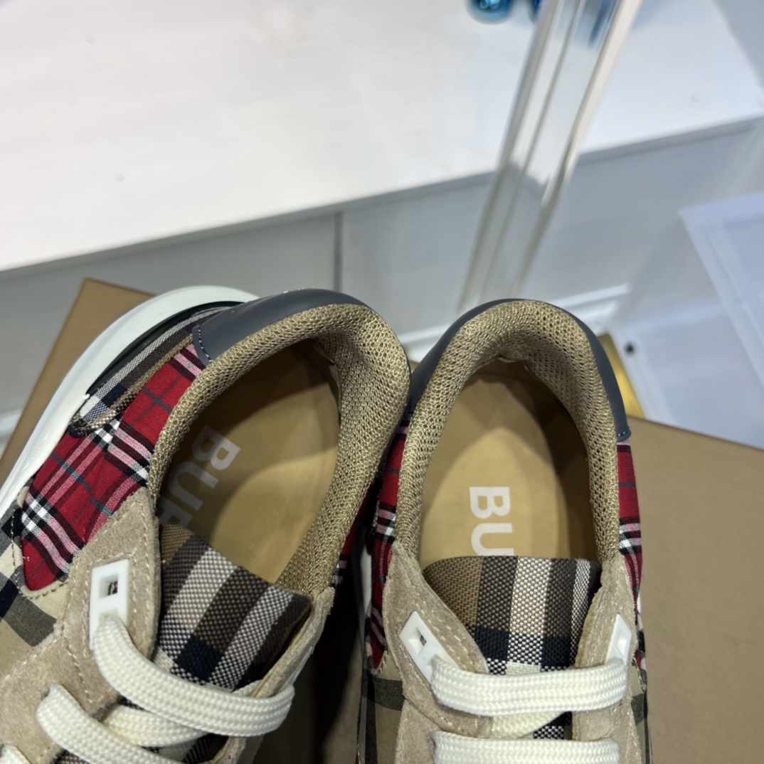 Burberry-Sneaker aus Leder und Vintage-Check-Baumwolle - EUR FASHION