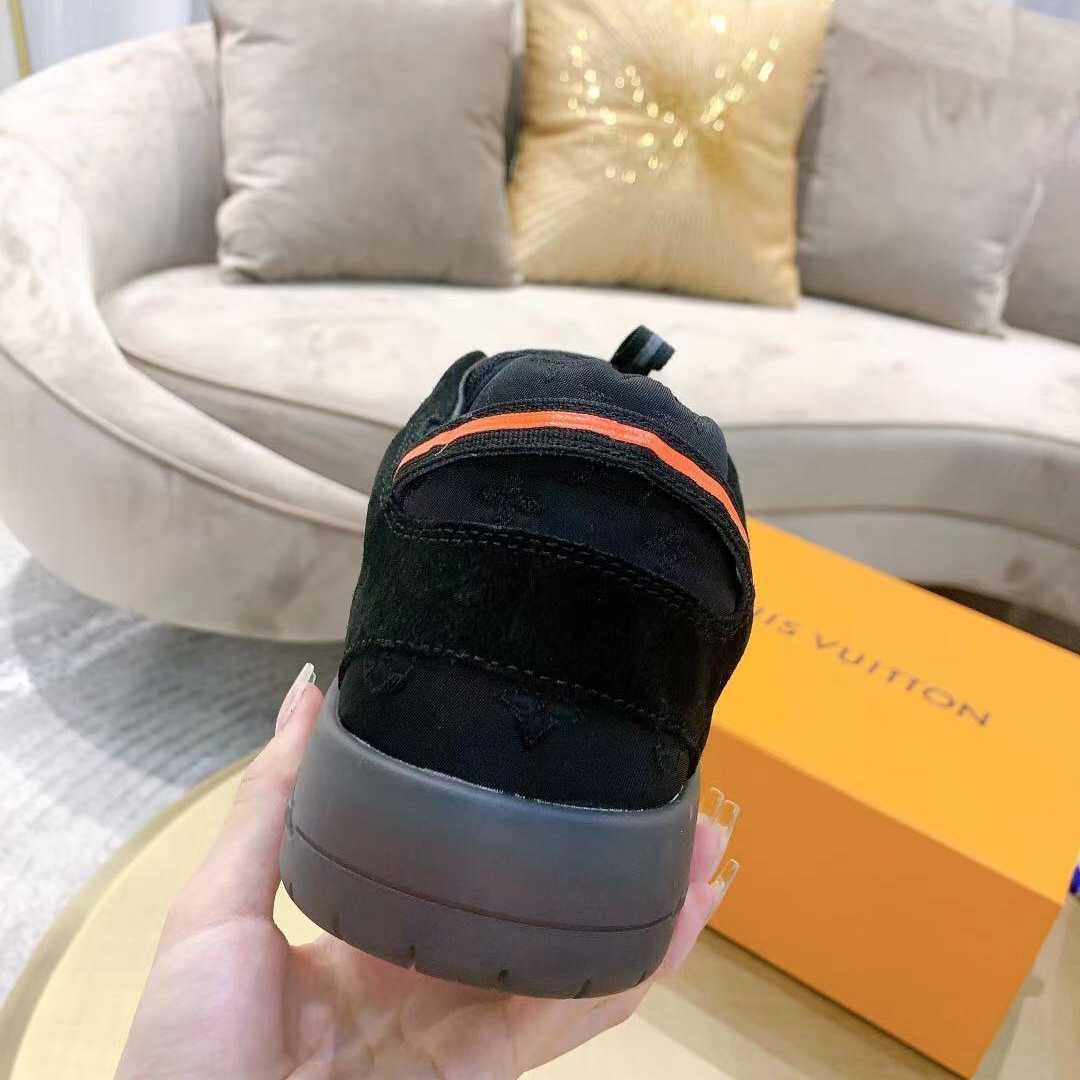 Louis Vuitton A View Sneaker - EUR FASHION