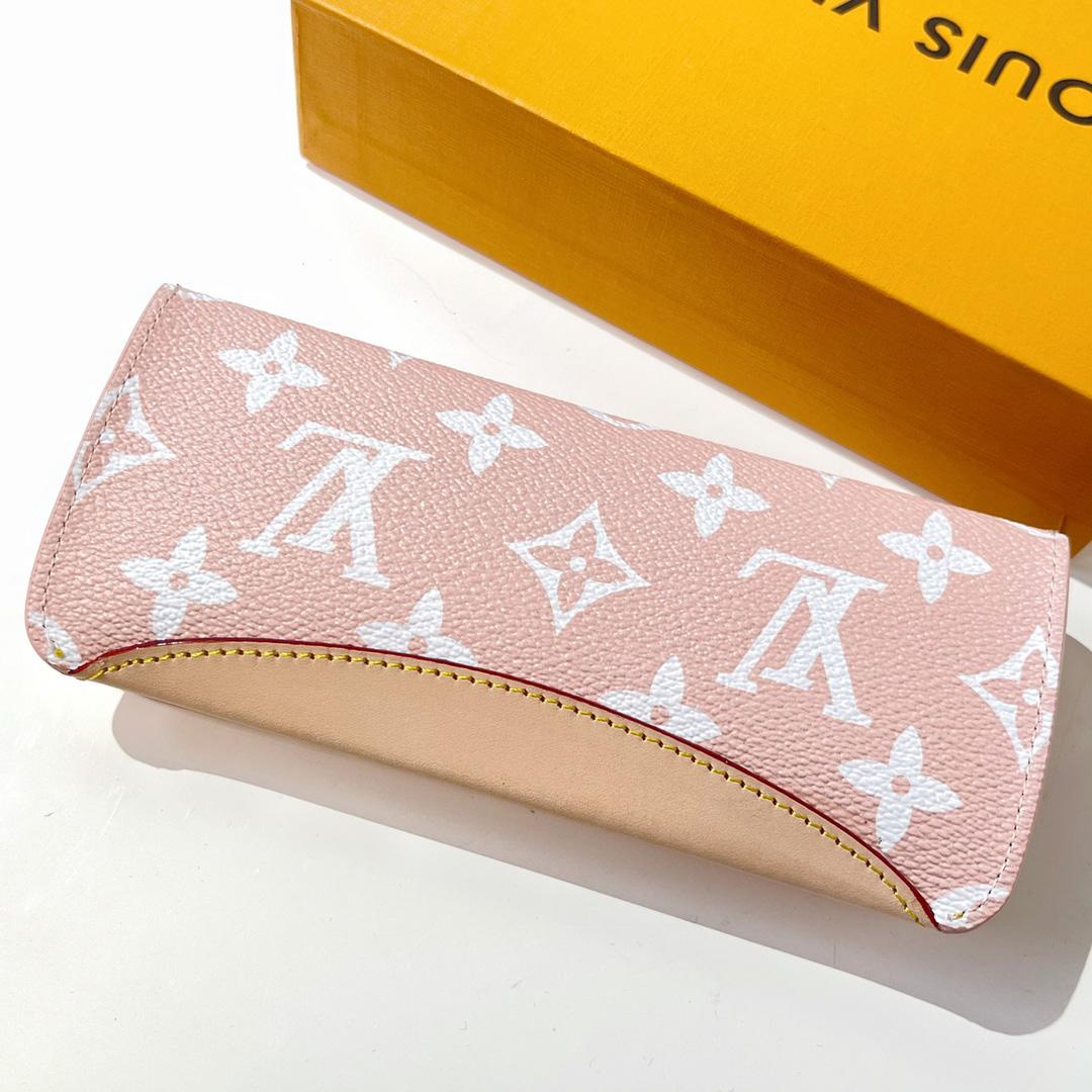 Louis Vuitton Woody Brillenetui GI0620 - EUR FASHION