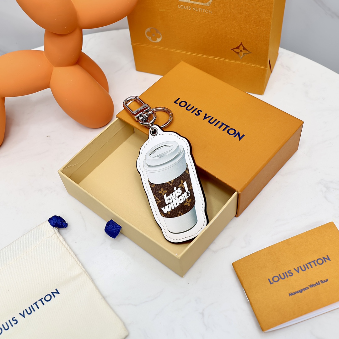 Louis Vuitton Everyday Lv Cup MP3108 - EUR FASHION