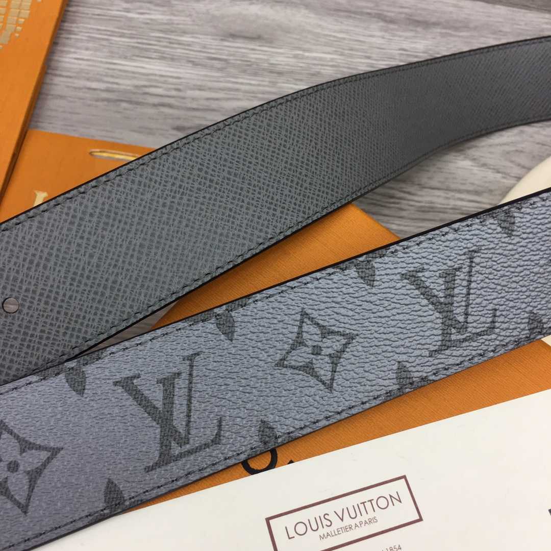 Louis Vuitton LV Pyramide 40 mm wendbar - EUR FASHION