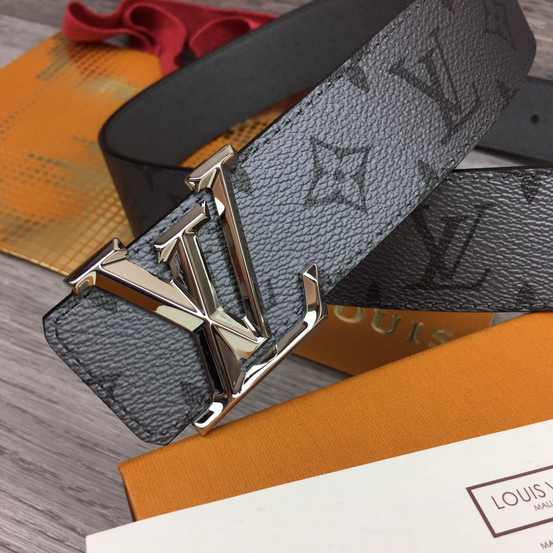 Louis Vuitton LV Pyramide 40 mm wendbar - EUR FASHION