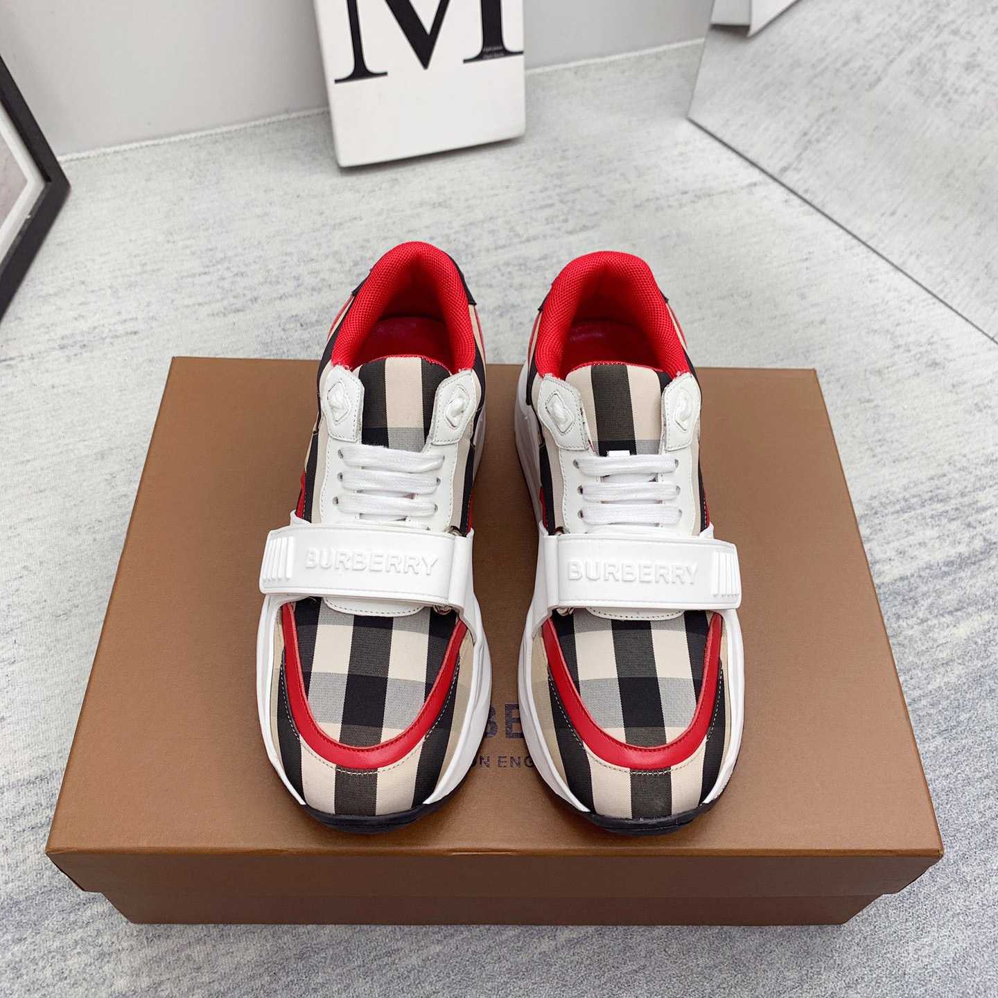 Burberry-Sneaker aus Nylon und Leder mit Karomuster - EUR FASHION