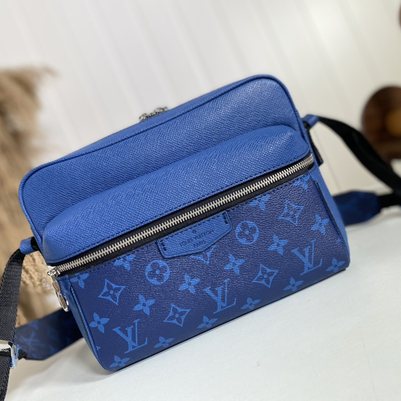 Louis Vuitton Outdoor Messenger (26–20–10,5 cm) M30242 - EUR FASHION