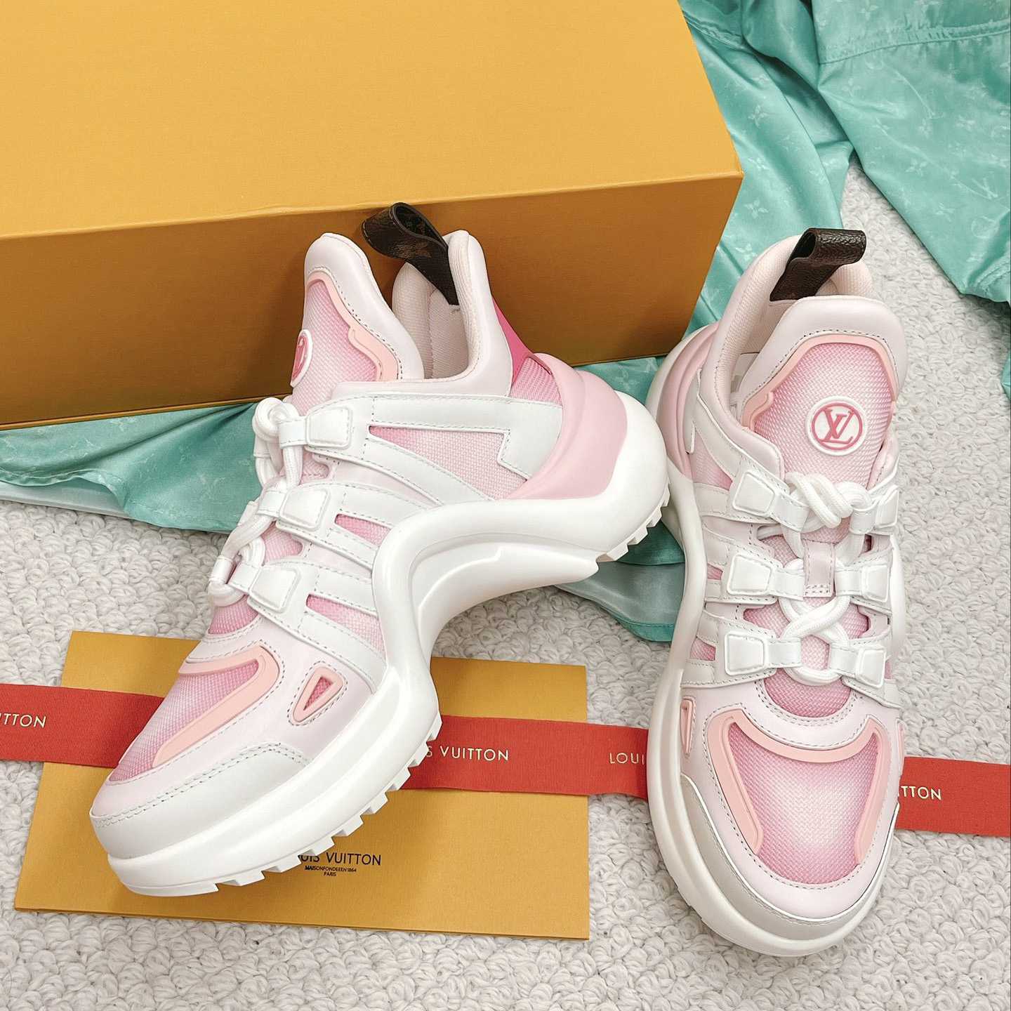 Louis Vuitton LV Archlight Sneaker - EUR FASHION