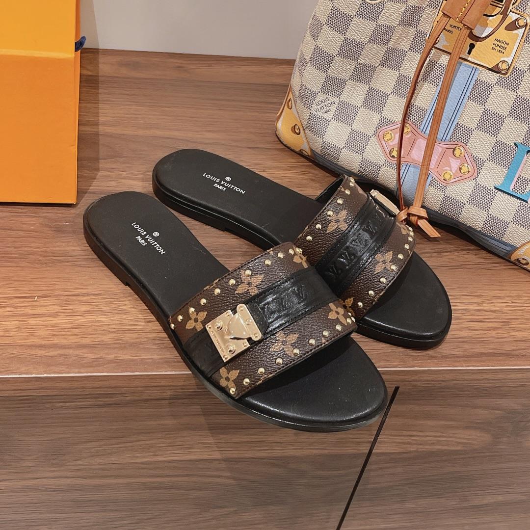 Louis Vuitton Lock It Flat Mule 1AAC3Q - EUR FASHION