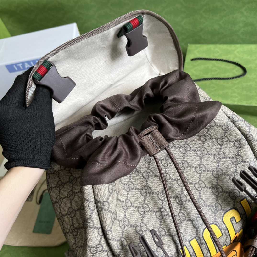 Gucci Skateboard-Rucksack mit Katzenmuster (34–42–16 cm) - EUR FASHION