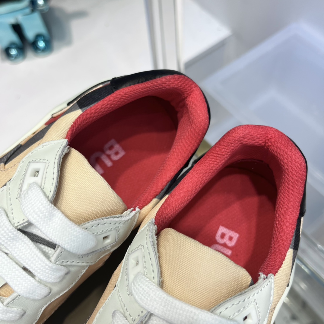 Burberry-Sneaker aus Nylon und Leder mit Karomuster - EUR FASHION