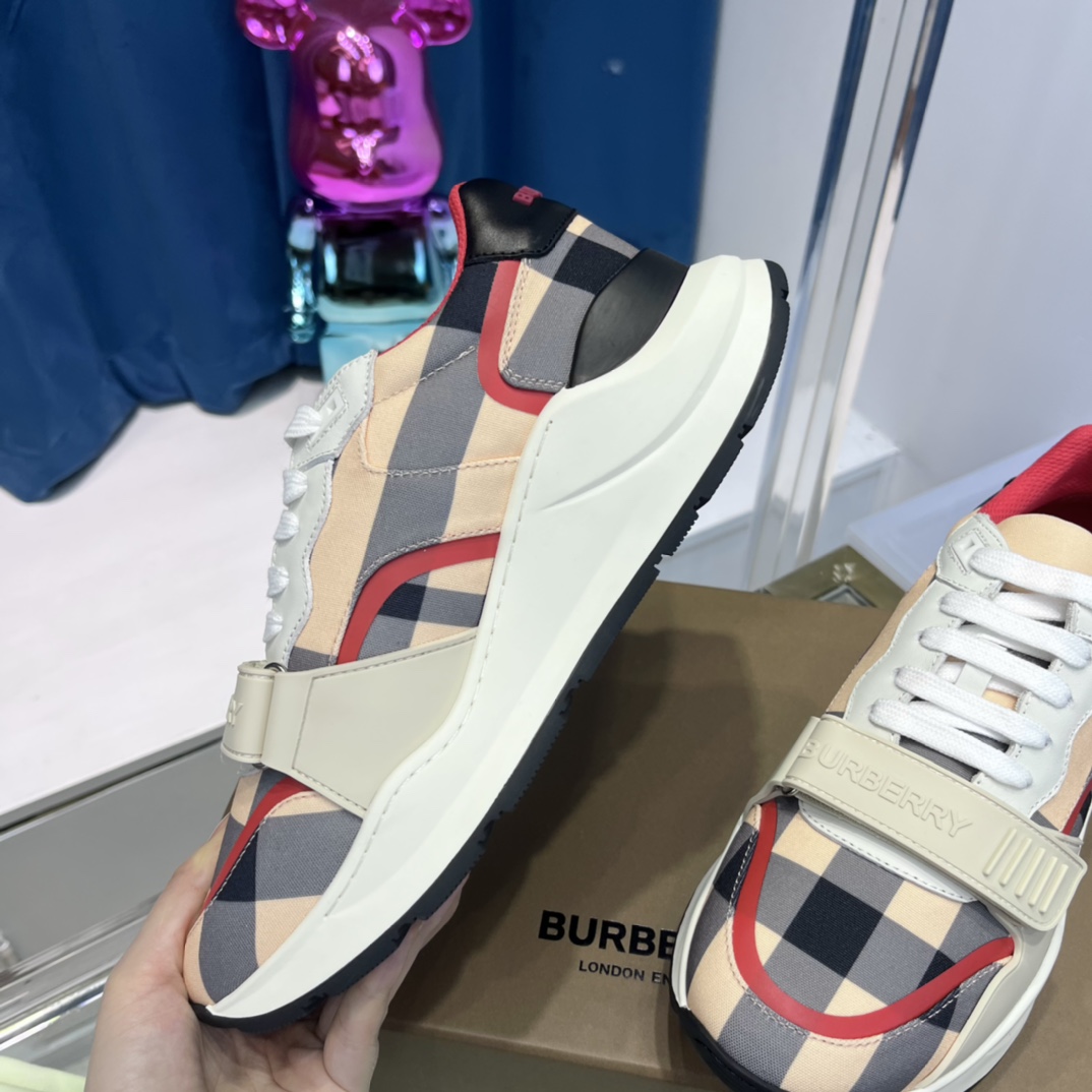 Burberry-Sneaker aus Nylon und Leder mit Karomuster - EUR FASHION