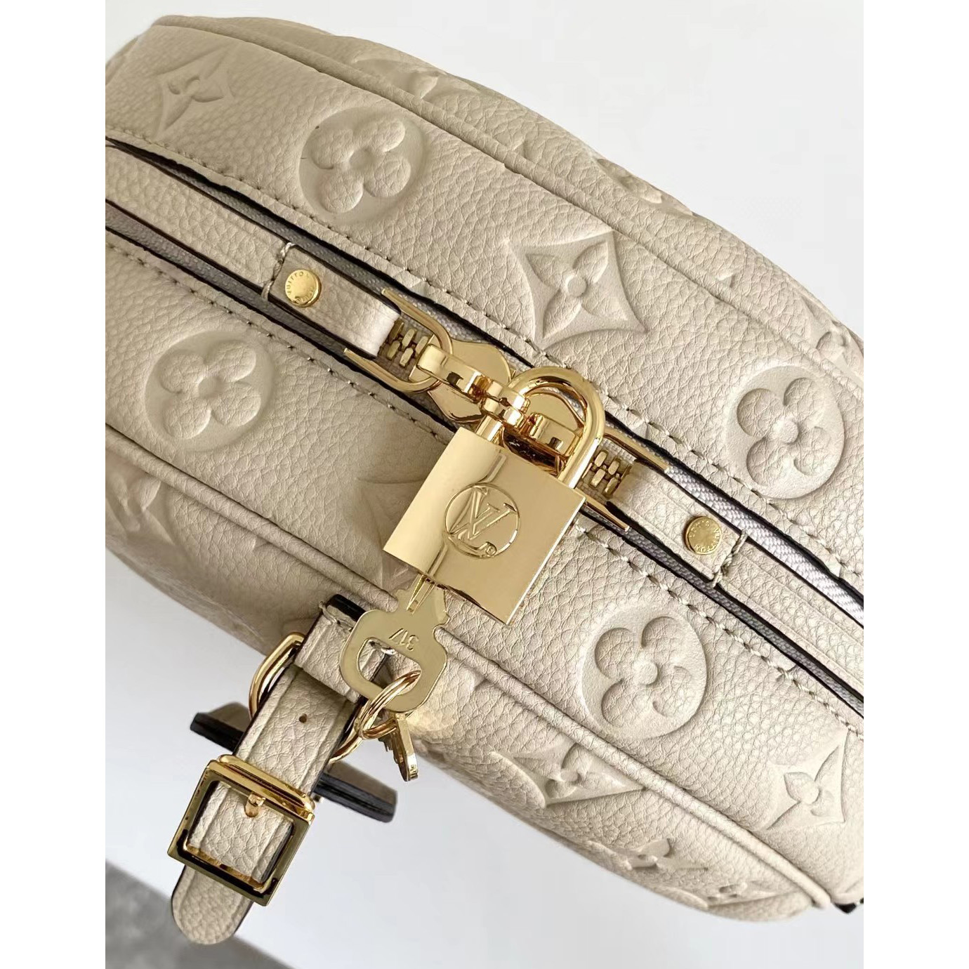Louis Vuitton Boite Chapeau Souple MM (20-22,5-8 cm) - EUR FASHION