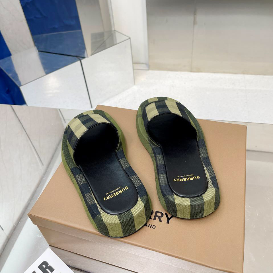 Burberry-Slides aus Baumwolle mit Karomuster - EUR FASHION