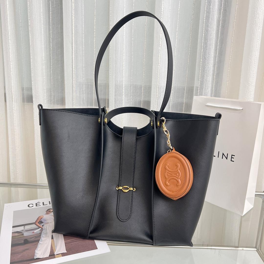 Celine Geldbörse mit Haken Cuir Triomphe aus glattem Kalbsleder - EUR FASHION