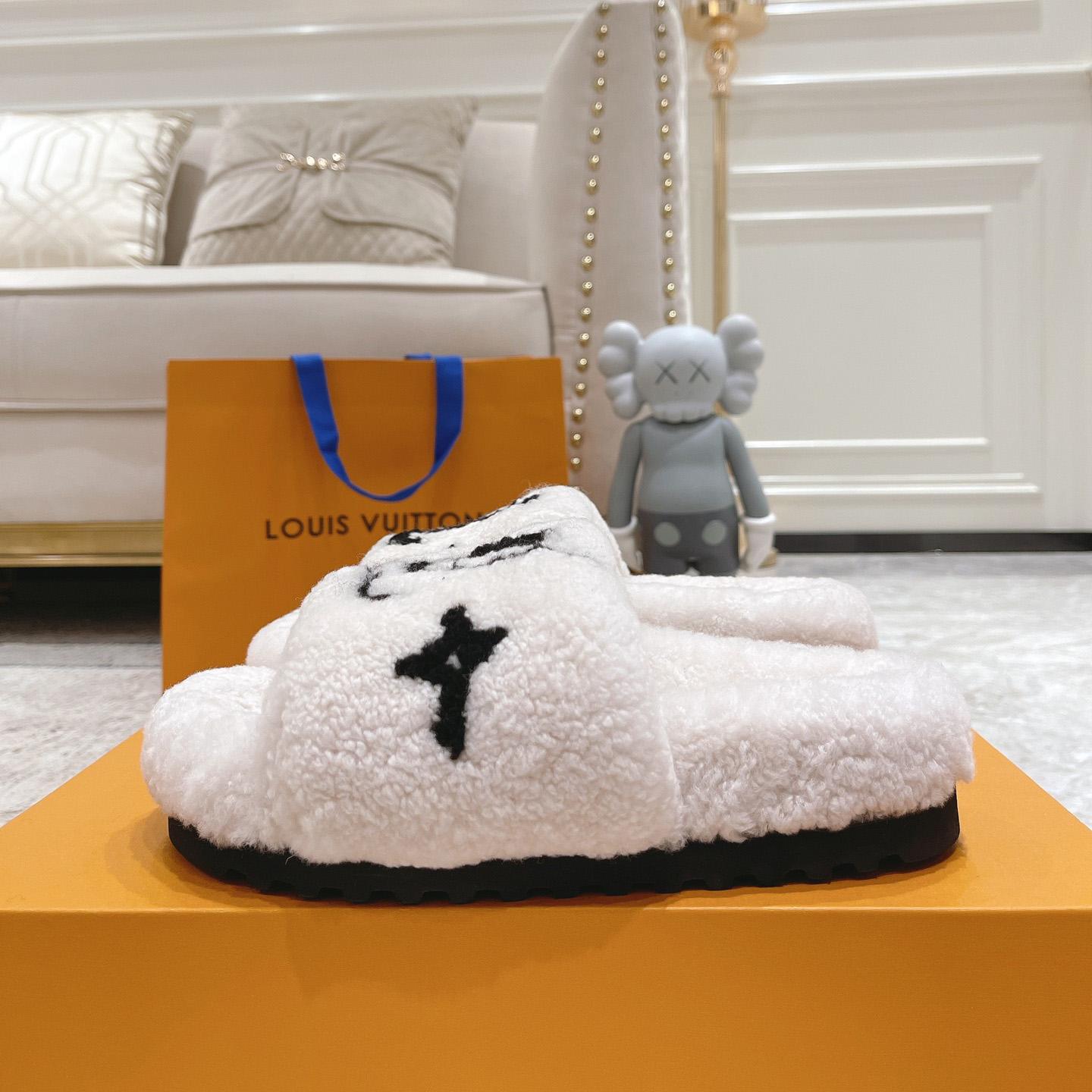 Louis Vuitton Paseo Flat Comfort Mule - EUR FASHION