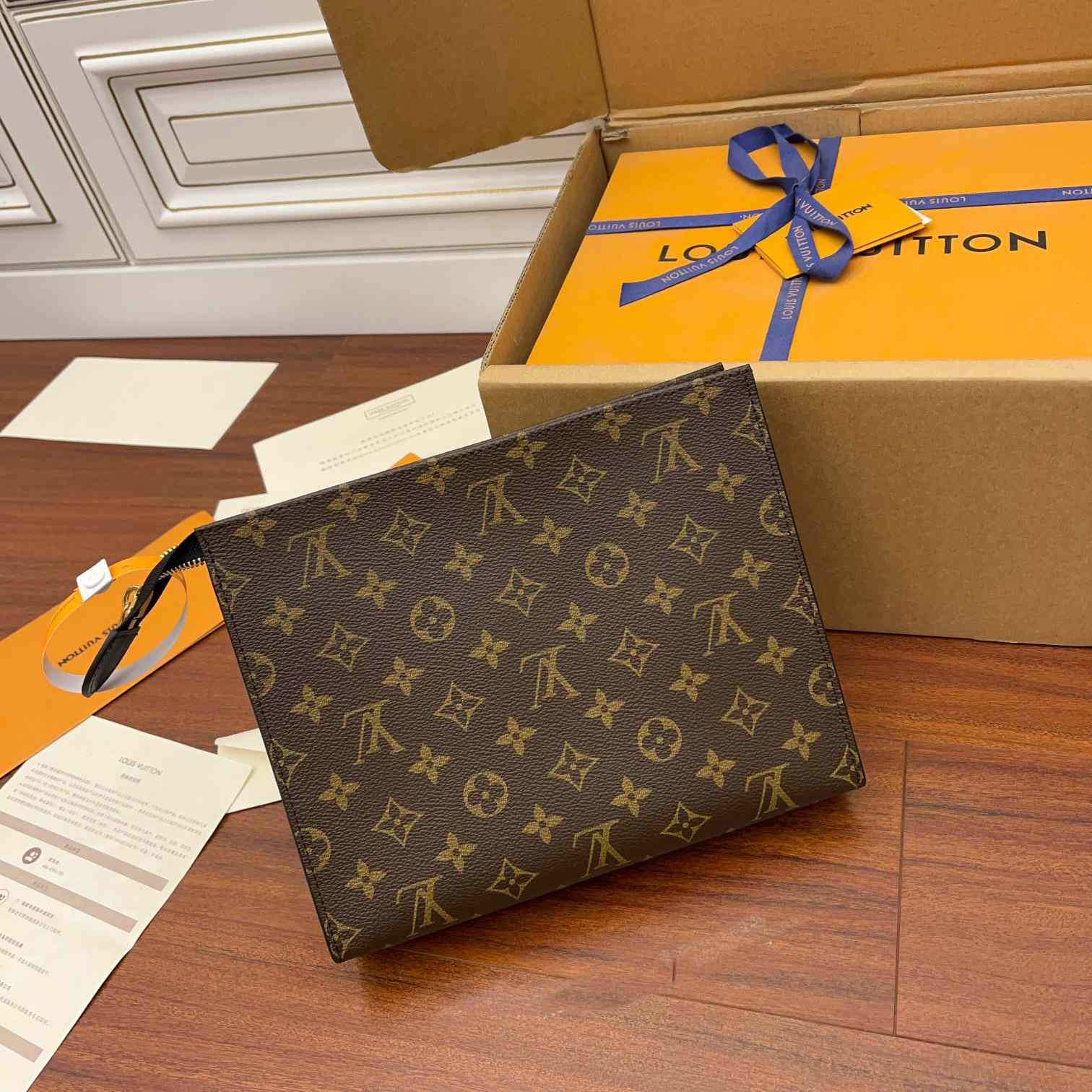 Louis Vuitton Poche Toilette NM(25-20-5,5cm) M46037 - EUR FASHION