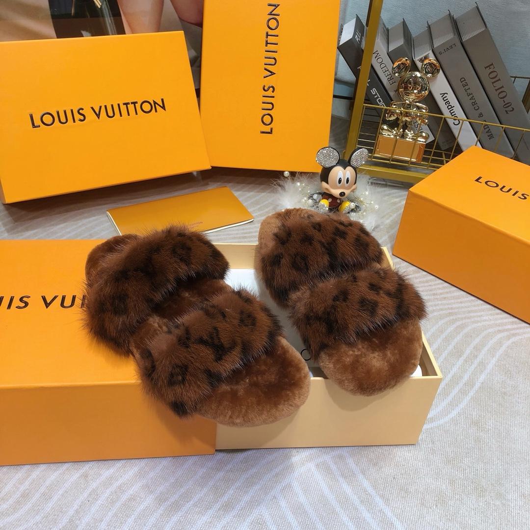 Louis Vuitton Bom Dia Hausschuhe aus Nerzfell - EUR FASHION