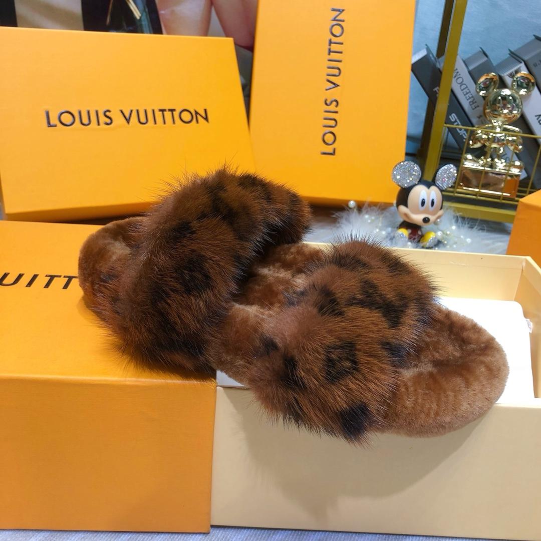 Louis Vuitton Bom Dia Hausschuhe aus Nerzfell - EUR FASHION