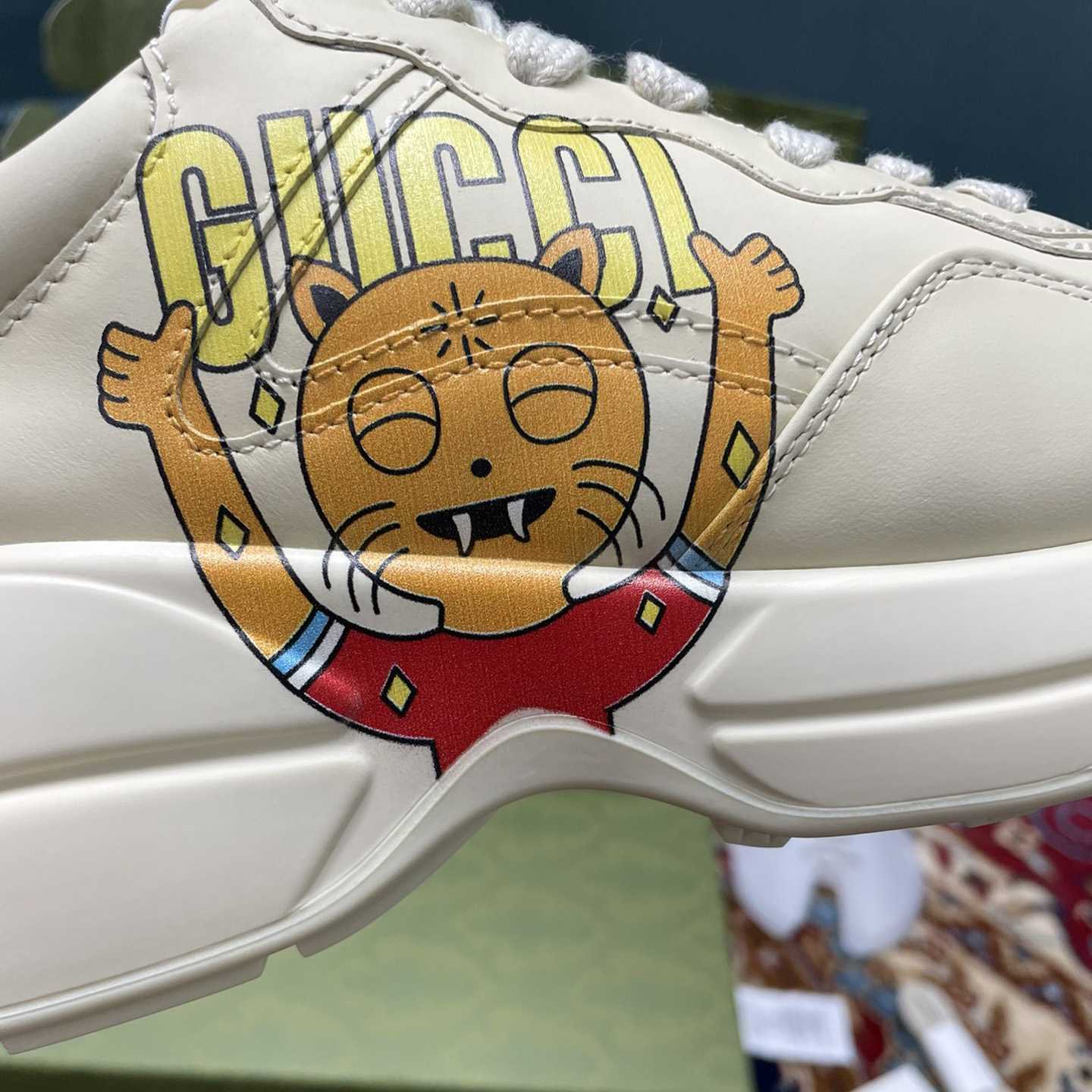 Gucci Rhyton Sneaker mit Katzenprint - EUR FASHION