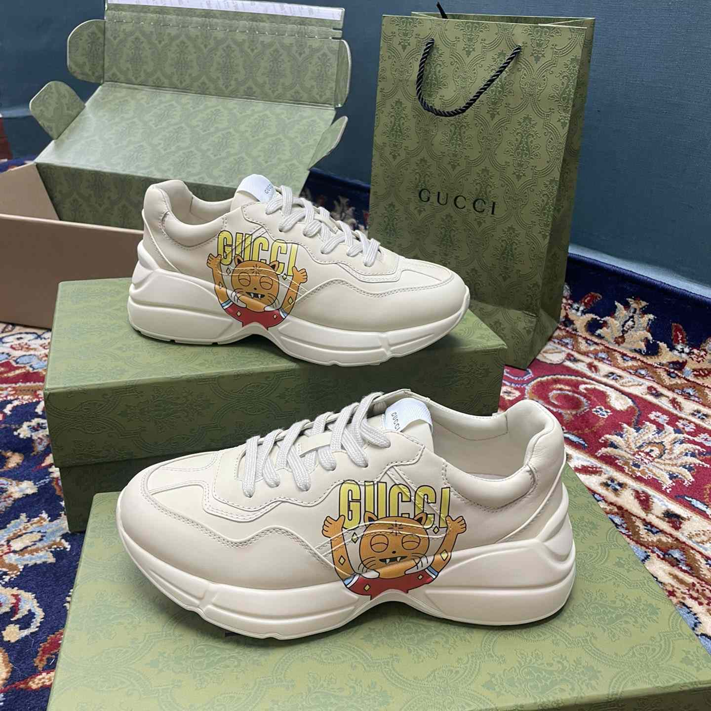 Gucci Rhyton Sneaker mit Katzenprint - EUR FASHION