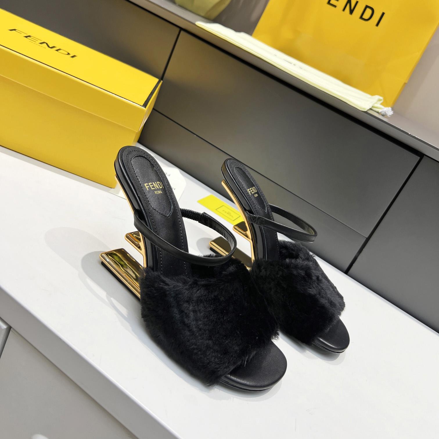 Fendi First Schwarze Nerz-Sandalen mit mittlerem Absatz - EUR FASHION