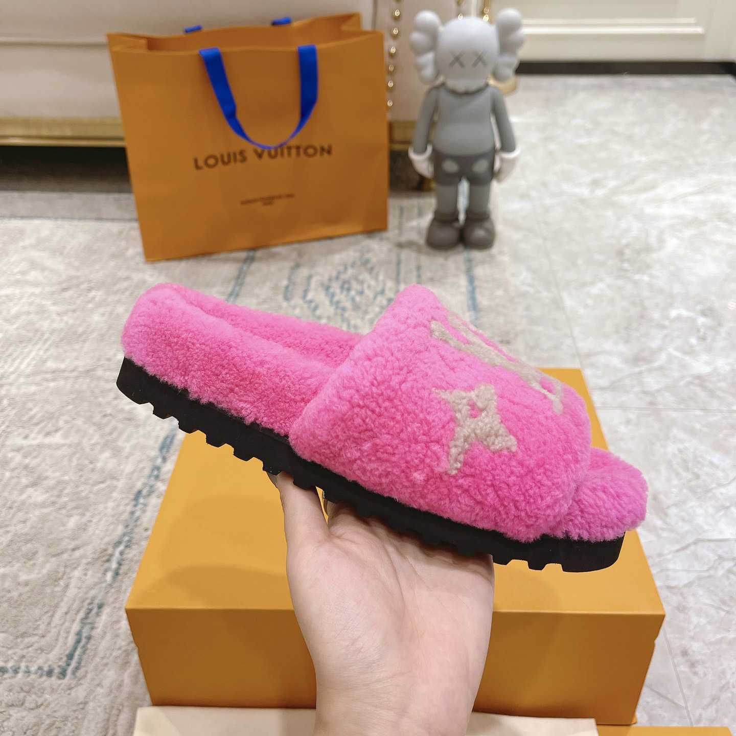 Louis Vuitton Paseo Flat Comfort Mule - EUR FASHION