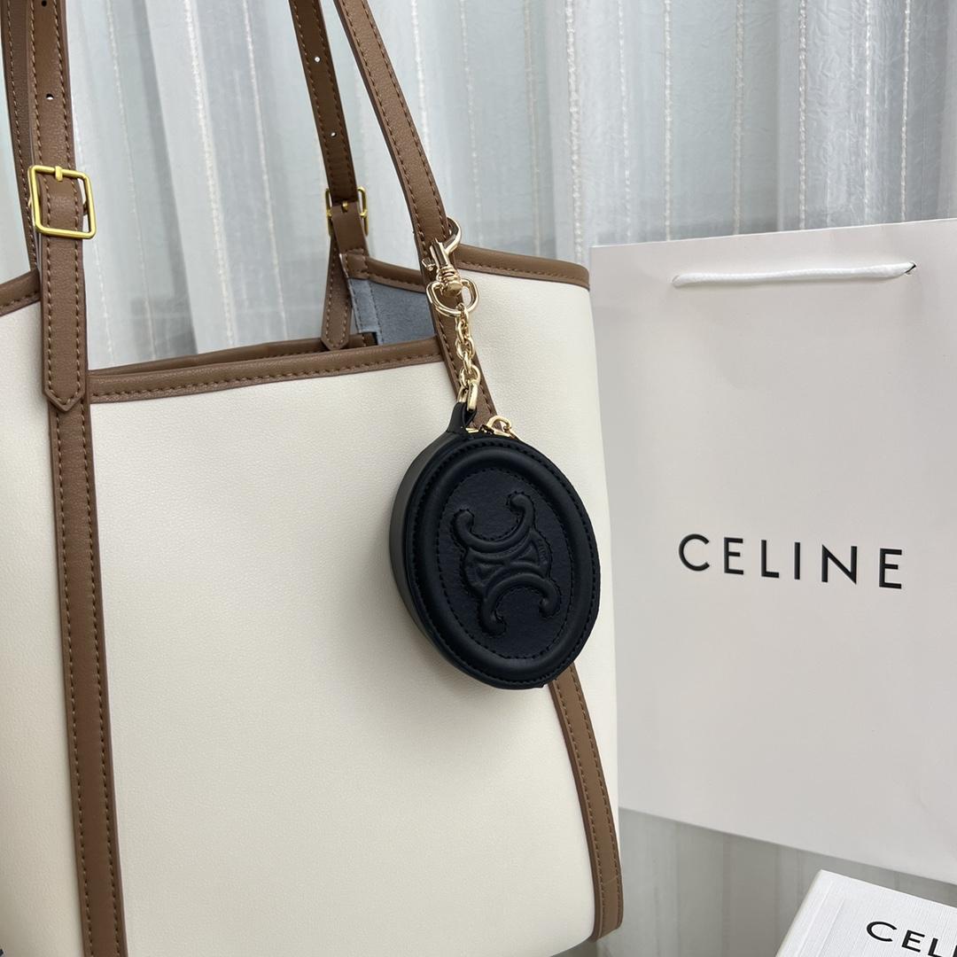 Celine Geldbörse mit Haken Cuir Triomphe aus glattem Kalbsleder - EUR FASHION